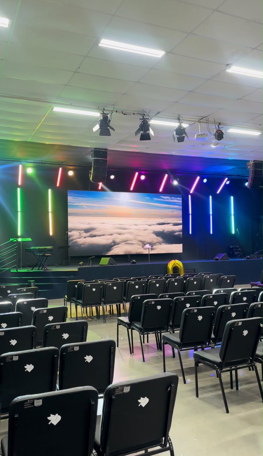 Painel de LED em igreja